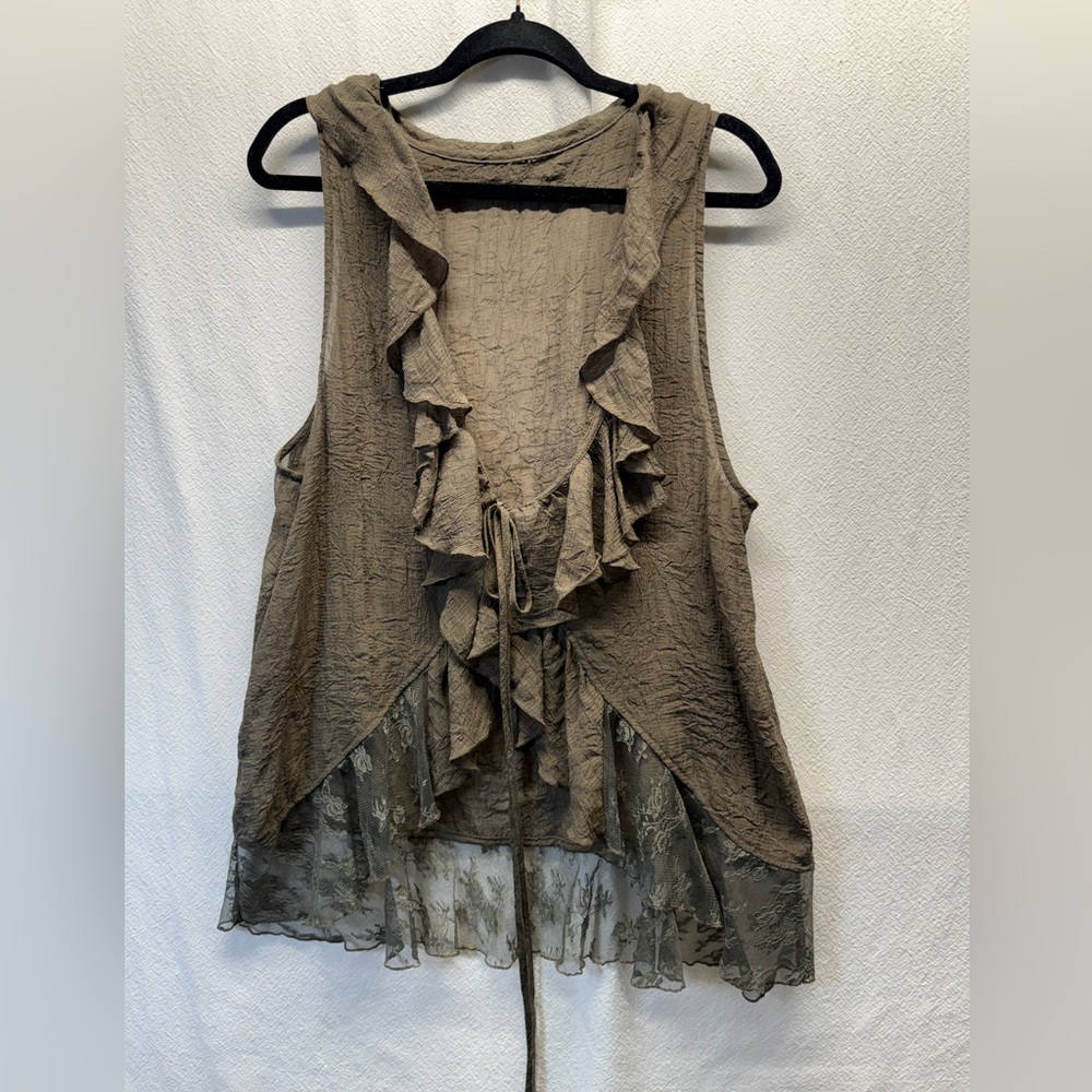 Forest Fairy Grunge Soft Green Gauze Top Lace Trim Front Tie Deep V Neck So BOHO
